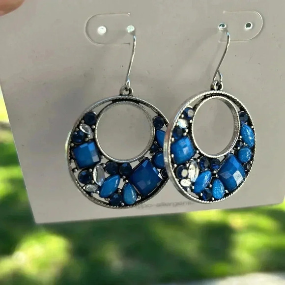 💥Blue‎ gem circle earrings - Picture 1 of 7